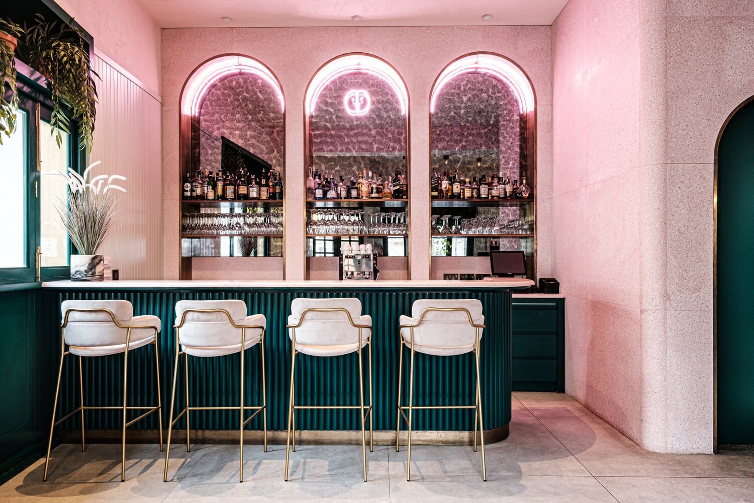 Barbajean Restaurant